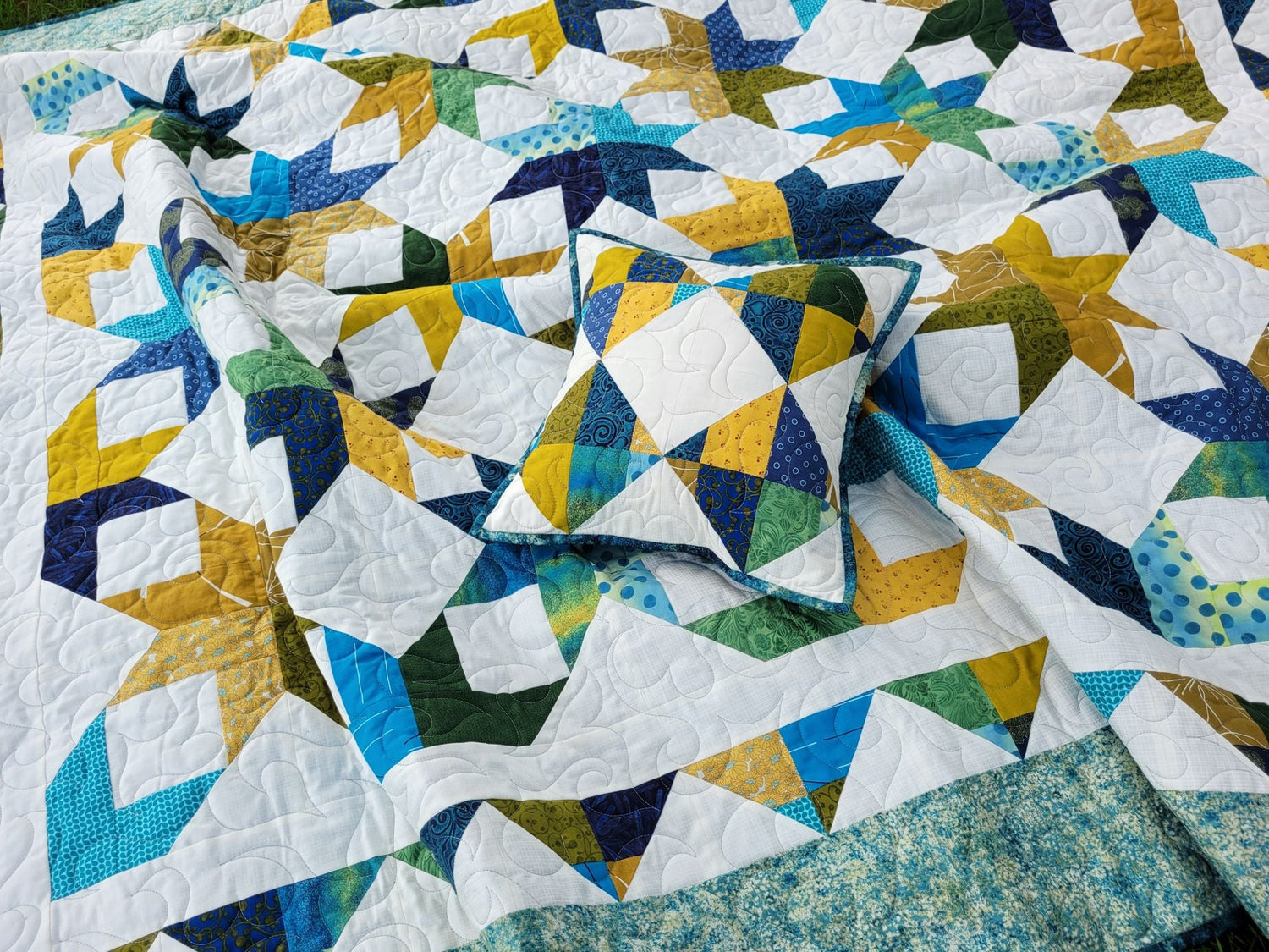 Scrappy Star Throw Quilt with Pillow