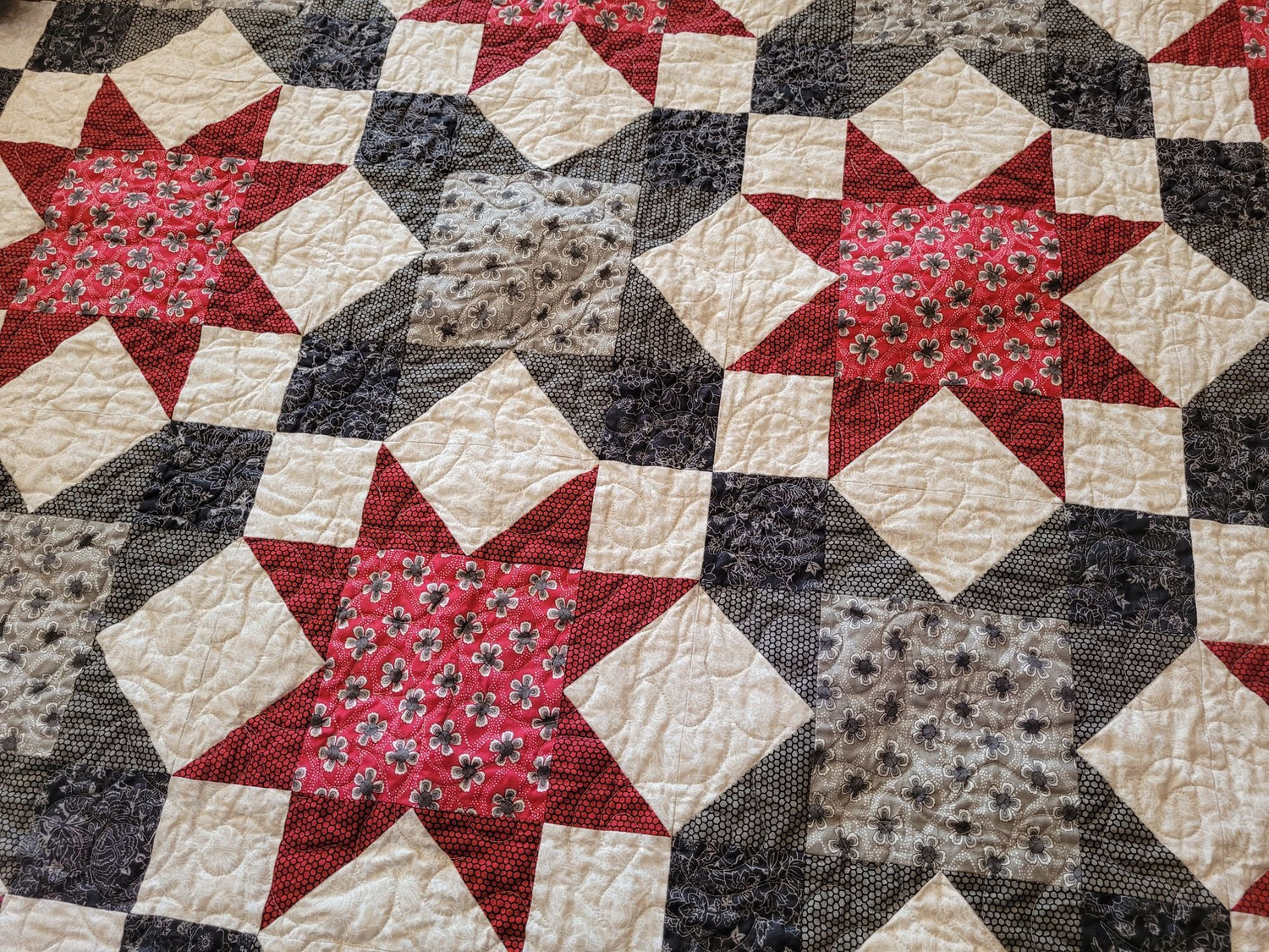 Classic Hearth Heirloom Lap Quilt