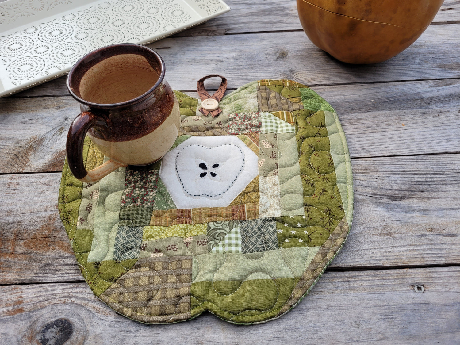 Scrappy Apple Mini Quilt - Rustic Russet