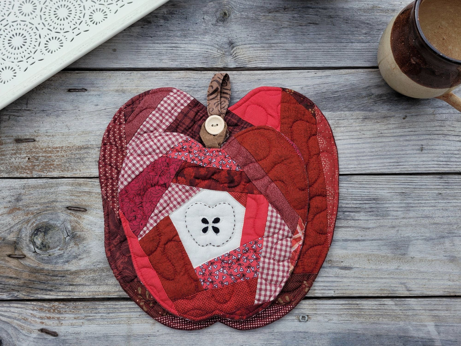 Red Scrappy Apple 2 PC Mini Quilt Set, Bright Crimson Harvest