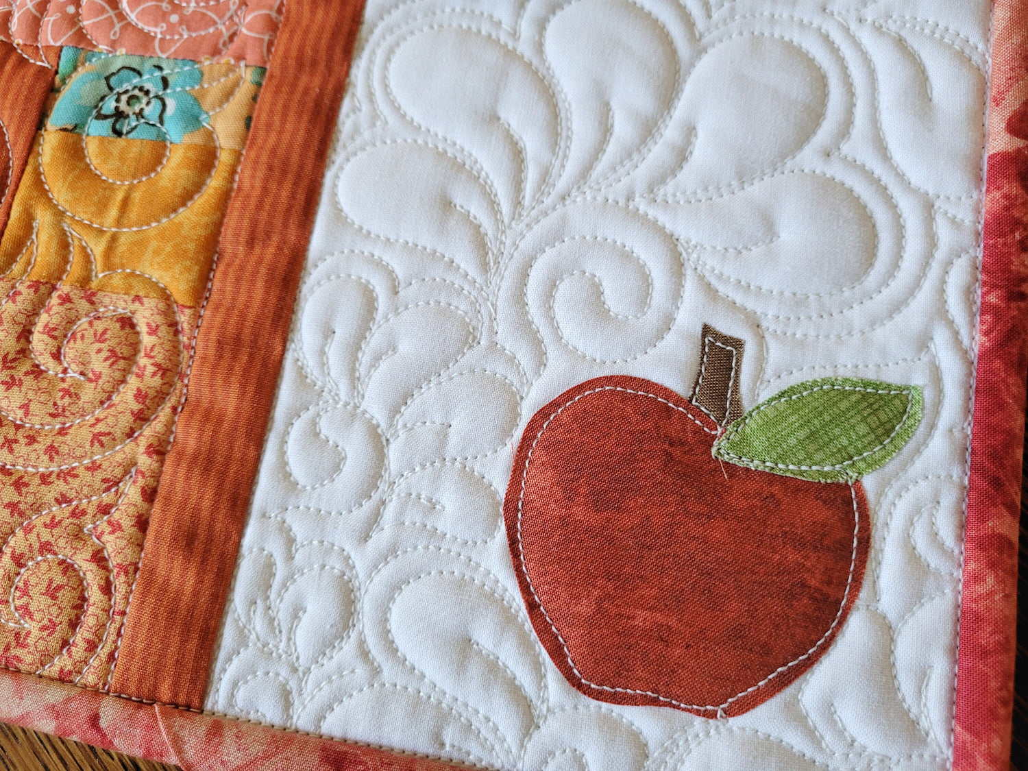 Apple Coaster, Quilted Mug Rugs