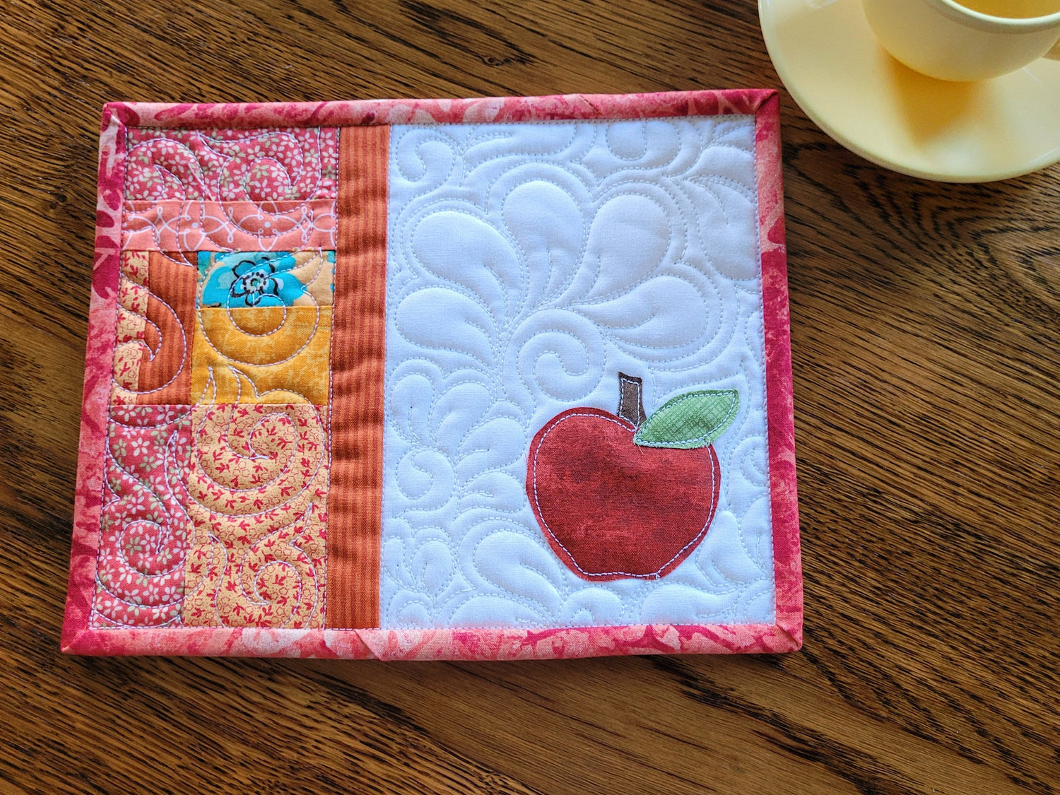 Apple Coaster, Quilted Mug Rugs