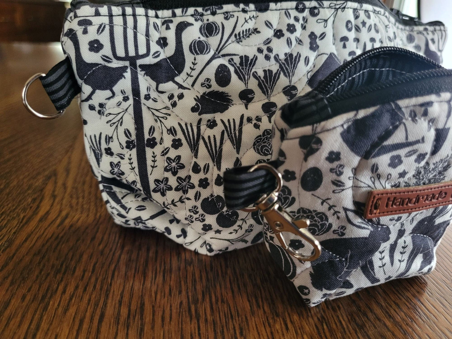 Quilted Zipper Pouch Set, Black and White Garden