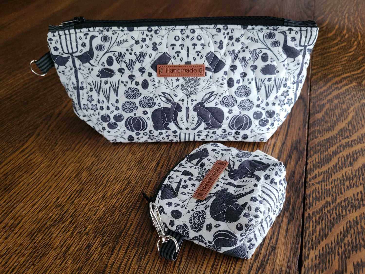 Quilted Zipper Pouch Set, Black and White Garden