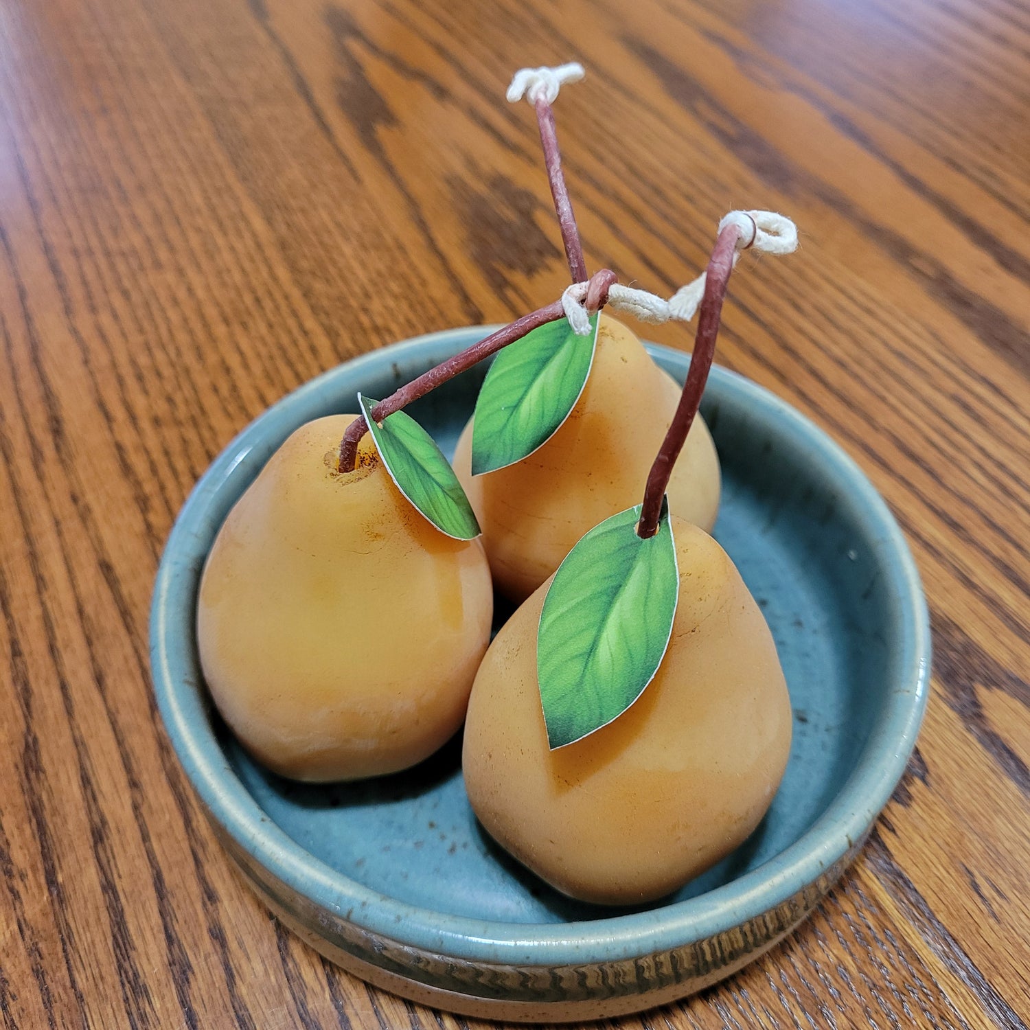 Bonne Louise de Jersey Pear Candle